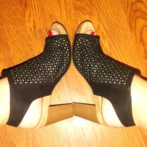 Giani Bernini Black Peep-Toe Wedge Sandals@